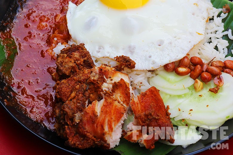 Bumbung nasi lemak pj ss2