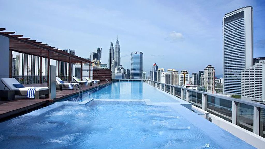 10 Rooftop Infinity Pools With Petronas Twin Towers View