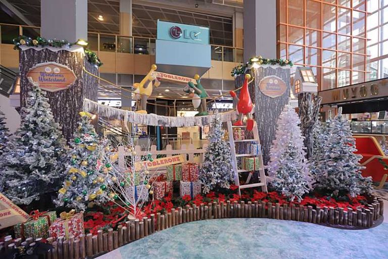 10 Stunningly Decorated Malls This Christmas Season In KL & Selangor