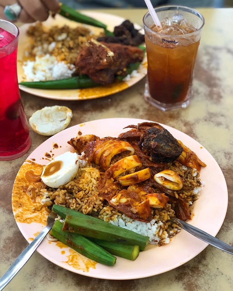 10 Places To Enjoy A Satisfying Nasi Kandar Around KL & PJ