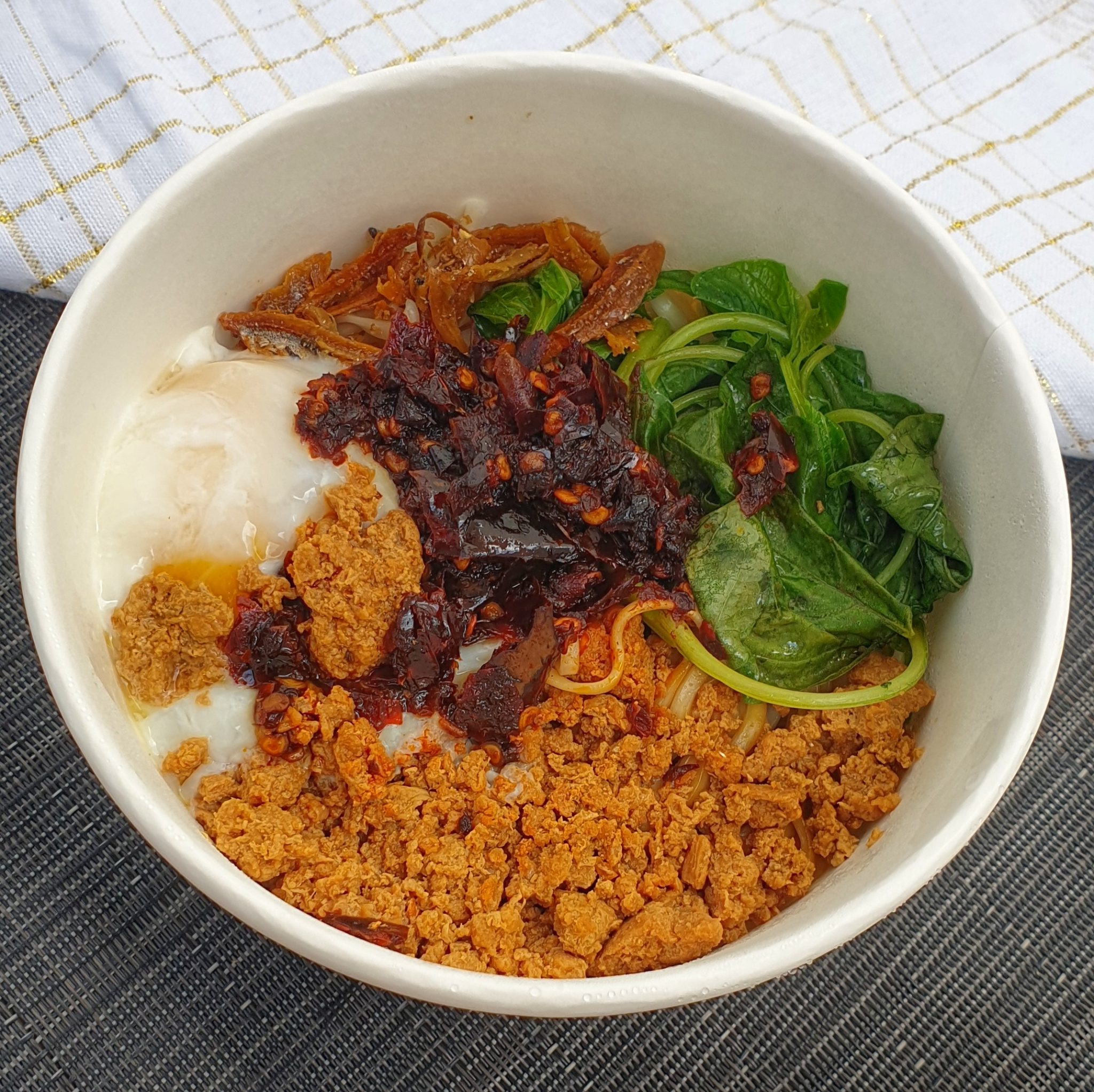 This M'sian Couple Use Only Halal Ingredients In Their Chili Pan Mee So